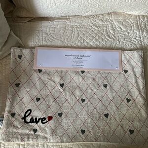 Nicole Miller placemats